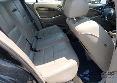 2002 Jaguar S-Type 4.0L V8 from USA, damaged, VIN SAJDA03P62GM42350